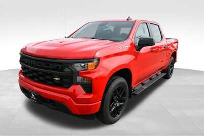 2022 Chevrolet 1500 Crew Cab, $32845. Photo 2