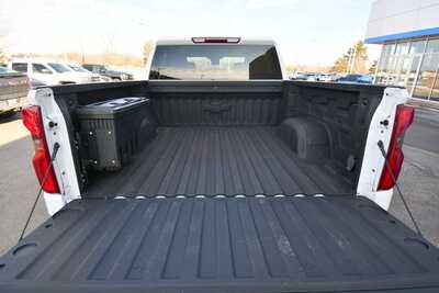 2023 Chevrolet 1500 Crew Cab, $42347. Photo 7