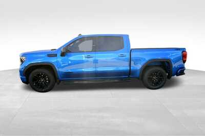 2023 GMC 1500 Crew Cab, $42107. Photo 4