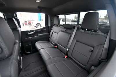 2026 Chevrolet 1500 Crew Cab, $53337. Photo 12