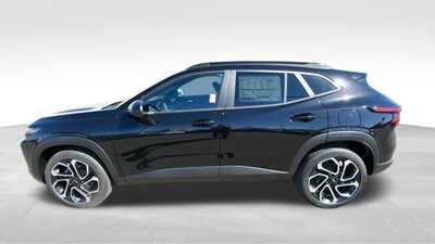 2026 Chevrolet Trax, $26586. Photo 3