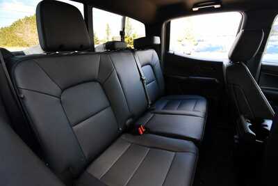 2026 Chevrolet Colorado Crew Cab, $41504. Photo 12
