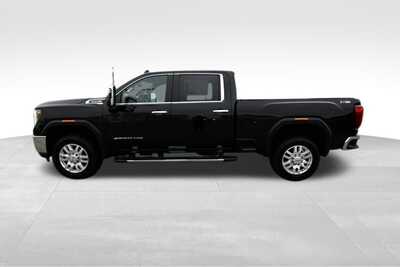 2021 GMC 2500 Crew Cab, $39347. Photo 4