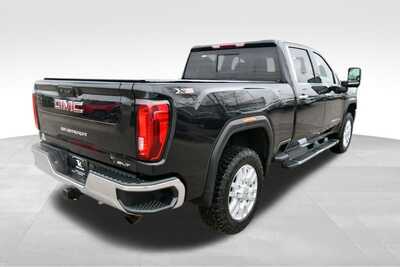 2021 GMC 2500 Crew Cab, $39347. Photo 8