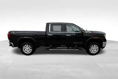 2021 GMC 2500 Crew Cab, $39347. Photo 9