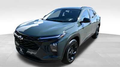 2026 Chevrolet Trax, $25786. Photo 2