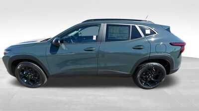 2026 Chevrolet Trax, $25786. Photo 3