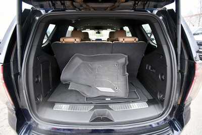 2021 Chevrolet Tahoe, $43997. Photo 7