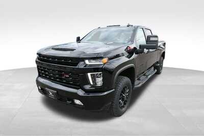 2023 Chevrolet 2500 Crew Cab, $56325. Photo 2