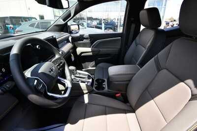 2026 Chevrolet Colorado Crew Cab, $55900. Photo 10