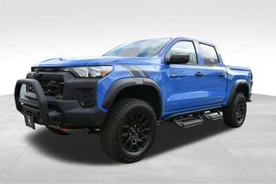 2026 Chevrolet Colorado Crew Cab, $55145. Photo 2
