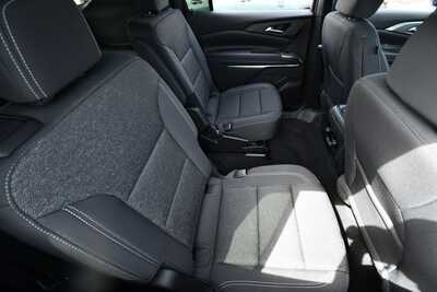 2026 Chevrolet Traverse, $42563. Photo 12