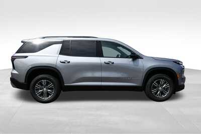 2026 Chevrolet Traverse, $42563. Photo 7