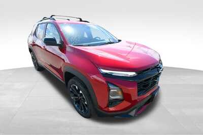 2026 Chevrolet Equinox, $37834. Photo 8