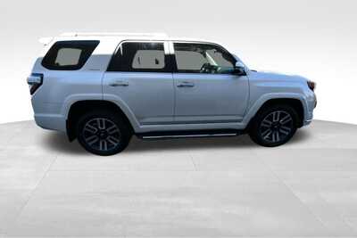 2020 Toyota 4Runner, $31347. Photo 8