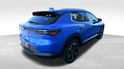 2026 Chevrolet Equinox, $38994. Photo 6