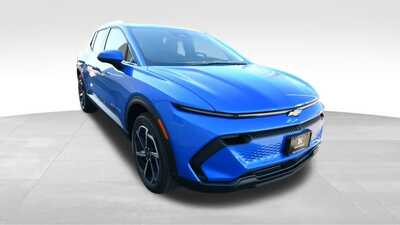 2026 Chevrolet Equinox, $38994. Photo 8