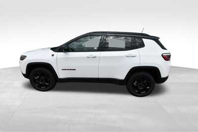 2023 Jeep Compass, $21528. Photo 4