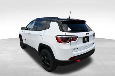 2023 Jeep Compass, $21528. Photo 5