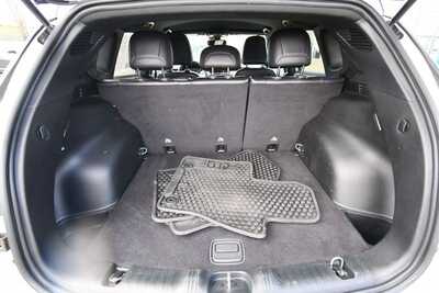 2023 Jeep Compass, $21528. Photo 7