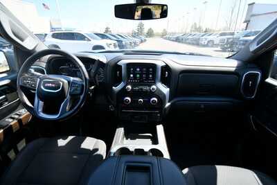 2020 GMC 1500 Crew Cab, $25777. Photo 3