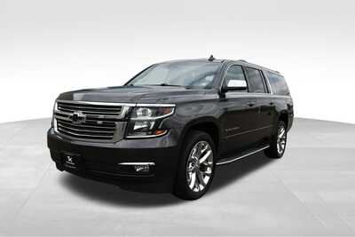 2018 Chevrolet Suburban, $29875. Photo 2