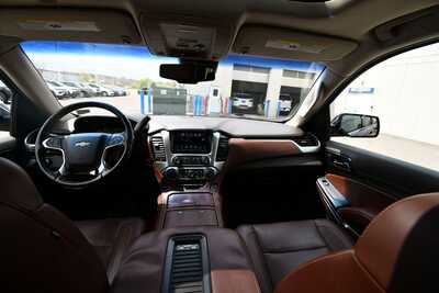 2018 Chevrolet Suburban, $29875. Photo 3