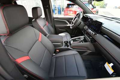 2026 Chevrolet Colorado Crew Cab, $51796. Photo 12