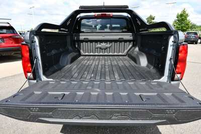 2026 Chevrolet Colorado Crew Cab, $51796. Photo 6