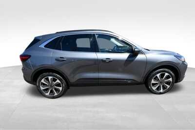 2024 Ford Escape, $23417. Photo 8