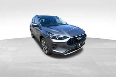 2024 Ford Escape, $23417. Photo 9