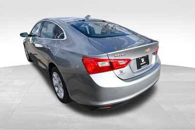 2025 Chevrolet Malibu, $19347. Photo 5