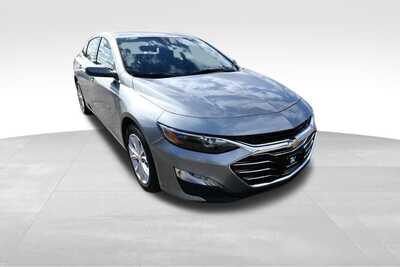 2025 Chevrolet Malibu, $19347. Photo 9