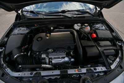 2025 Chevrolet Malibu, $19345. Photo 11