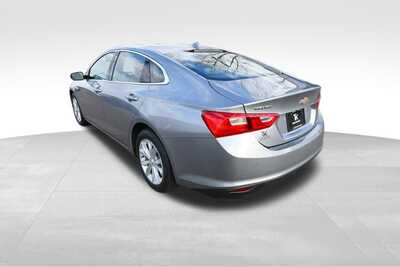 2025 Chevrolet Malibu, $19345. Photo 5