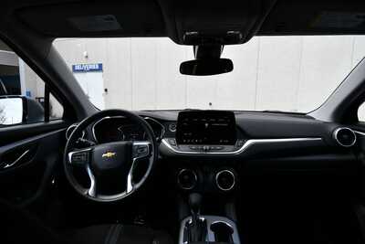 2025 Chevrolet Blazer, $28347. Photo 3