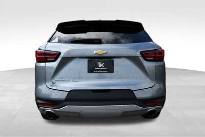 2025 Chevrolet Blazer, $28347. Photo 6