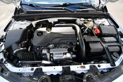 2023 Chevrolet Malibu, $17847. Photo 10
