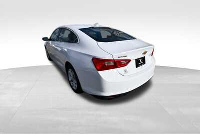 2023 Chevrolet Malibu, $17847. Photo 5