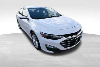 2023 Chevrolet Malibu, $17847. Photo 9