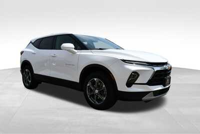 2025 Chevrolet Blazer, $29904. Photo 10
