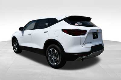 2025 Chevrolet Blazer, $29904. Photo 5