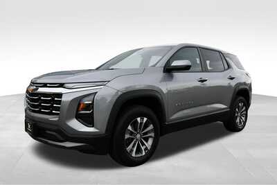 2025 Chevrolet Equinox, $27000. Photo 2