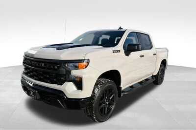 2026 Chevrolet 1500 Crew Cab, $50378. Photo 2