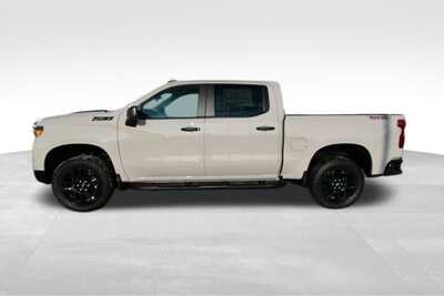 2026 Chevrolet 1500 Crew Cab, $50378. Photo 3