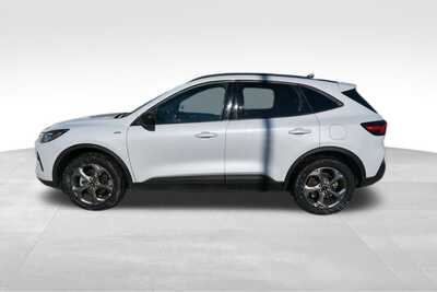 2025 Ford Escape, $23175. Photo 4