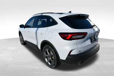 2025 Ford Escape, $23175. Photo 5