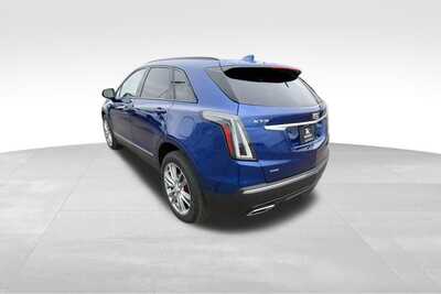 2025 Cadillac XT5, $48287. Photo 5