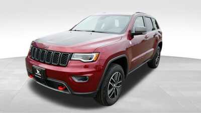 2018 Jeep Grand Cherokee, $24347. Photo 2