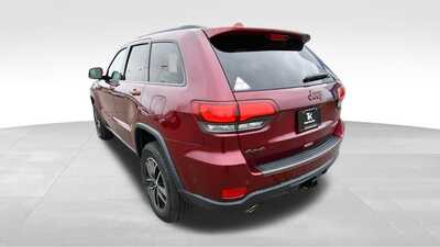 2018 Jeep Grand Cherokee, $24347. Photo 5